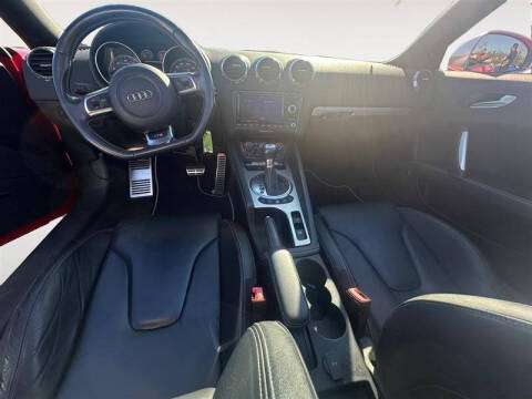 2010 Audi TTS 2.0T quattro Prestige