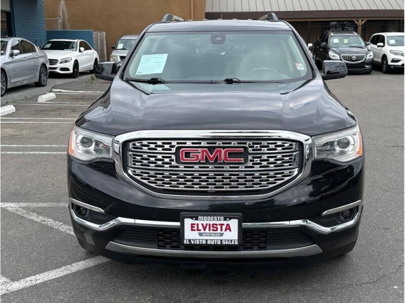2017 GMC Acadia Denali