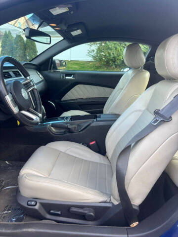 2013 Ford Mustang V6 Premium