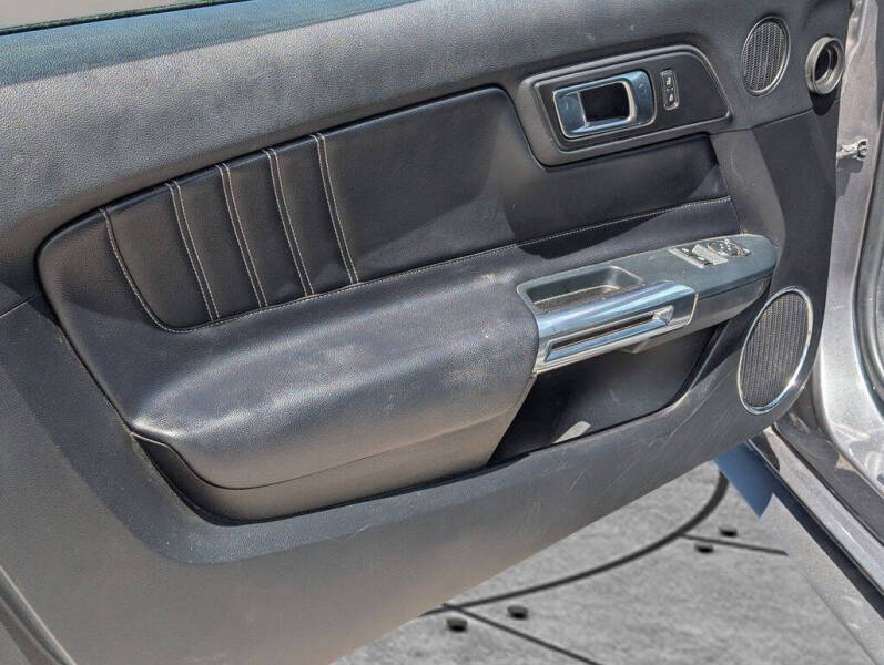 2021 Ford Mustang EcoBoost Premium
