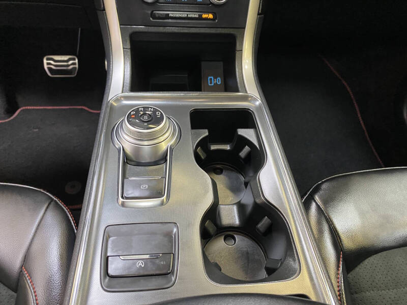 2024 Ford Edge ST-Line