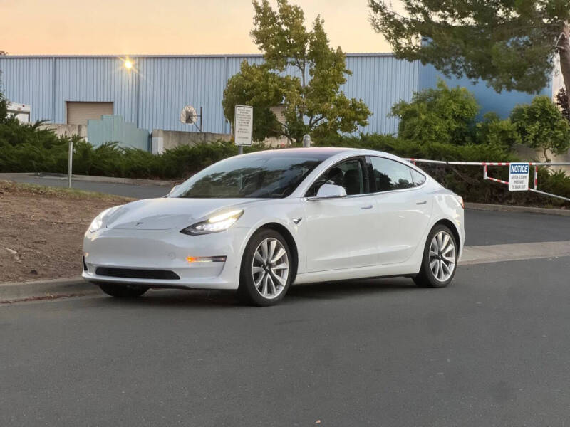 2018 Tesla Model 3 Long Range