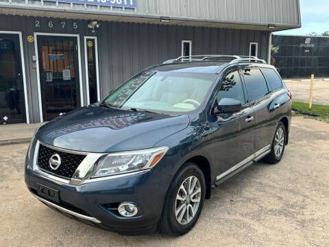 2014 Nissan Pathfinder for sale at Auto Starlight in Dallas TX