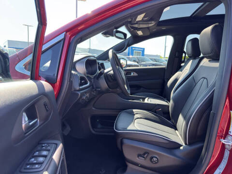 2027 Chrysler Pacifica Limited