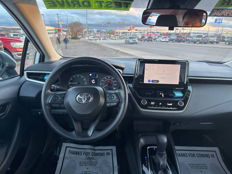 2024 Toyota Corolla LE