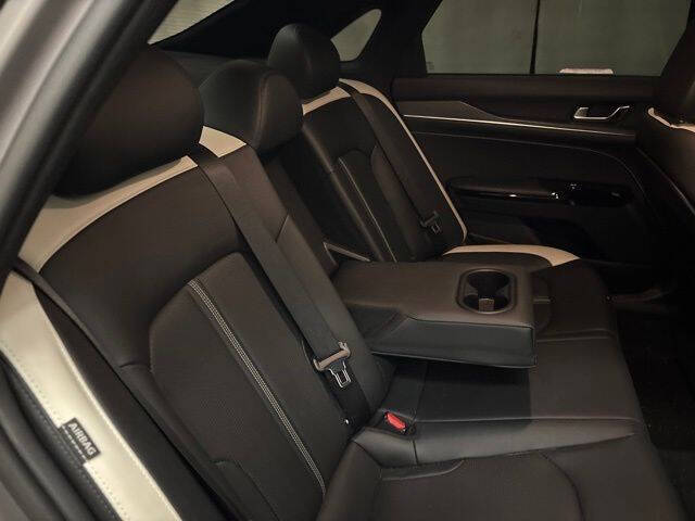 2025 Kia K5