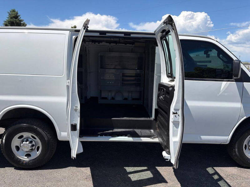 2020 Chevrolet Express 2500