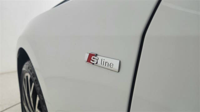 2022 Audi A8 L quattro 55 TFSI