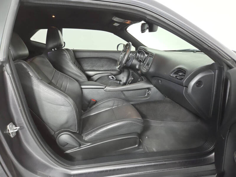 2016 Dodge Challenger SRT 392