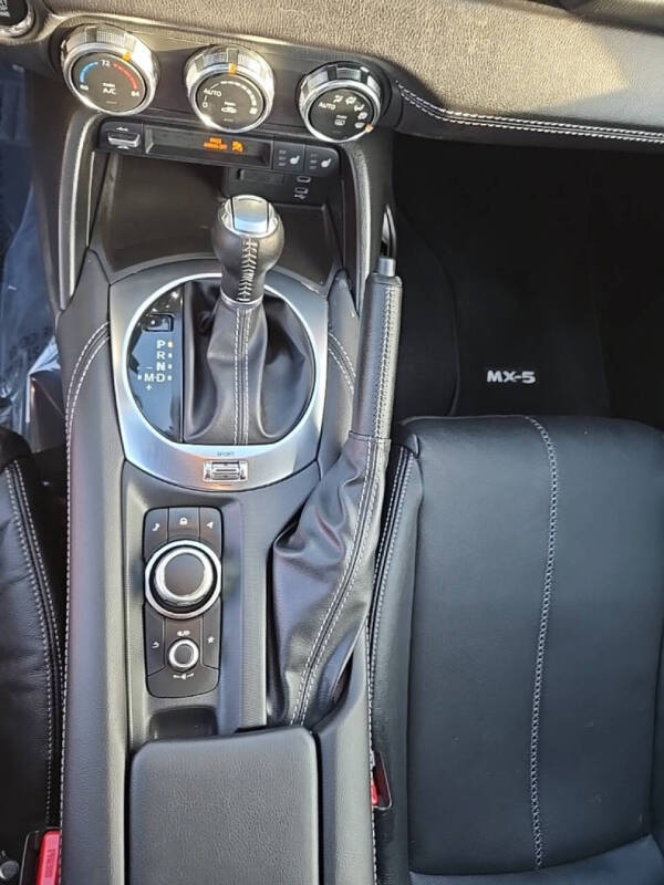 2024 Mazda MX-5 Miata RF Grand Touring