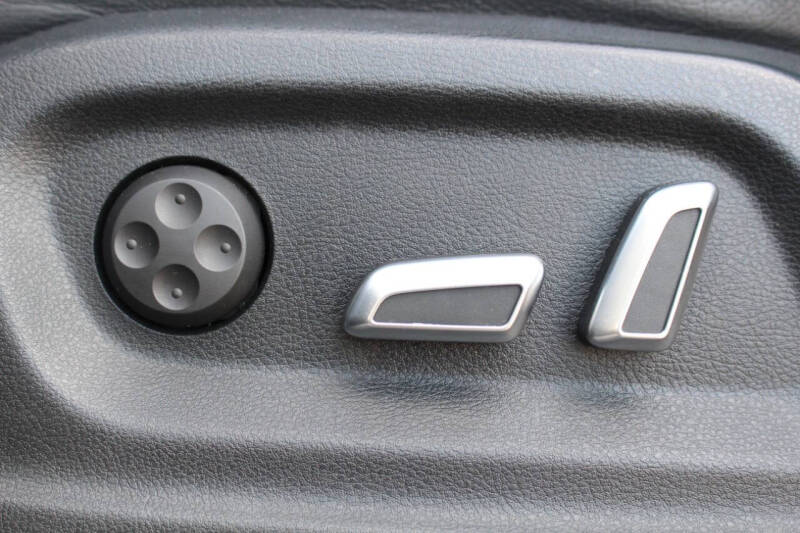 2016 Audi Q5 2.0T quattro Premium Plus