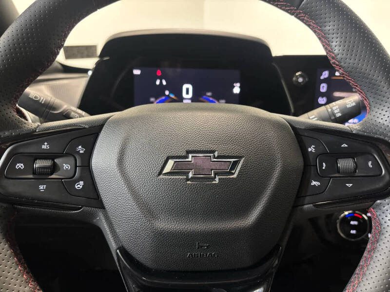 2025 Chevrolet Trax RS