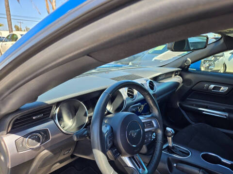 2020 Ford Mustang EcoBoost Premium