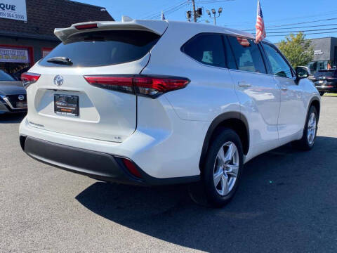 2021 Toyota Highlander LE