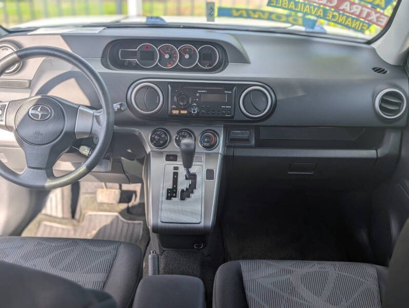 2012 Scion xB Release Series 9.0