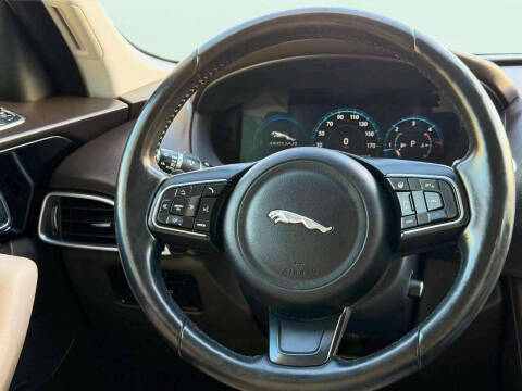 2017 Jaguar F-PACE 20d Prestige