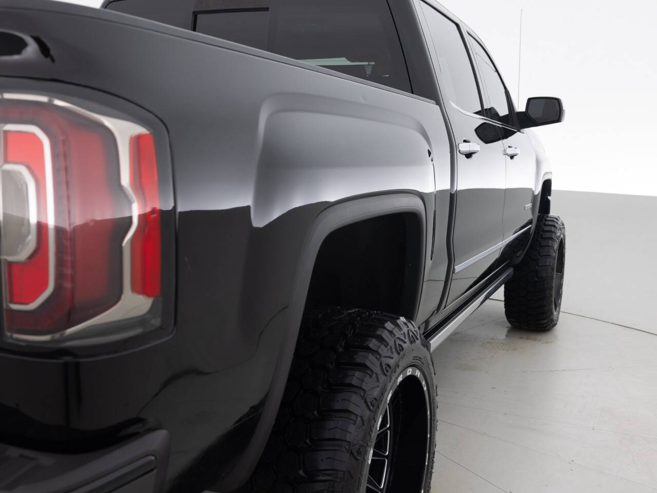 Used Car 2017 Gmc Sierra 1500  Denali 4x4 4dr Crew Cab 5.8 Ft. Sb For Sale Under $35,000 In Coal City, Illinois