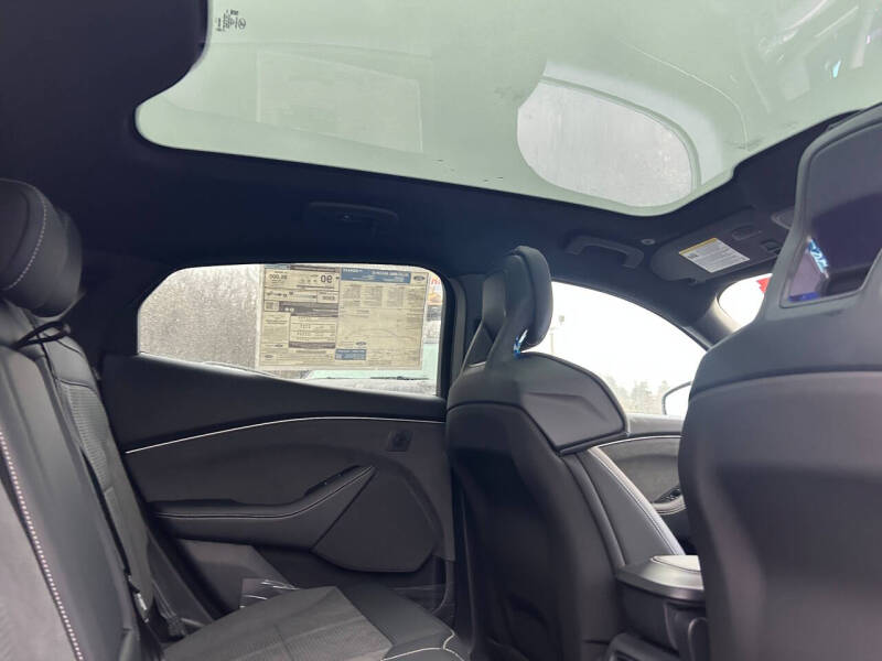 2025 Ford Mustang Mach-E GT