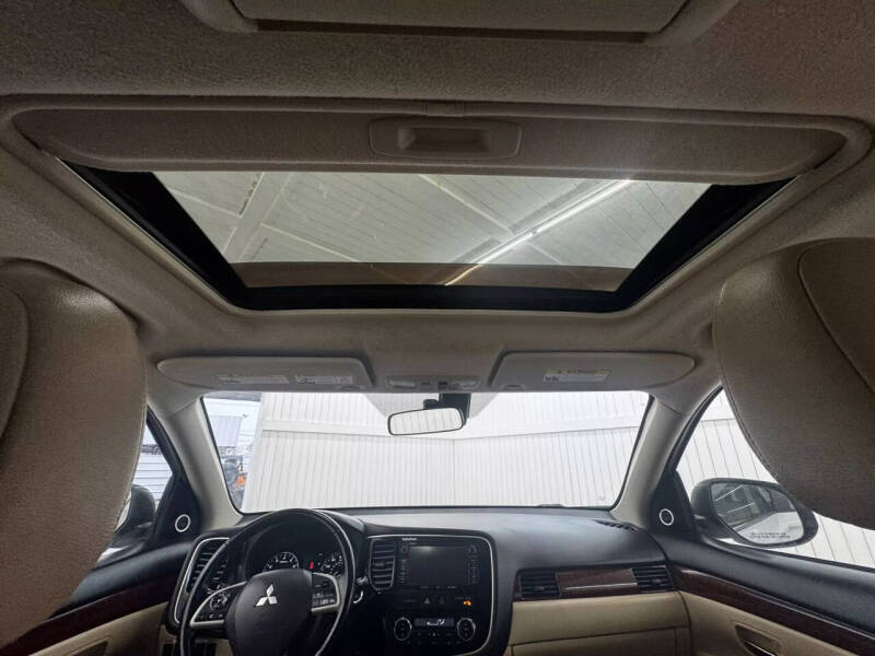 2014 Mitsubishi Outlander SE