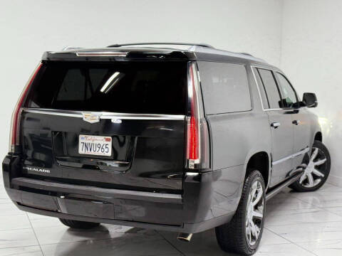 2016 Cadillac Escalade ESV Premium Collection