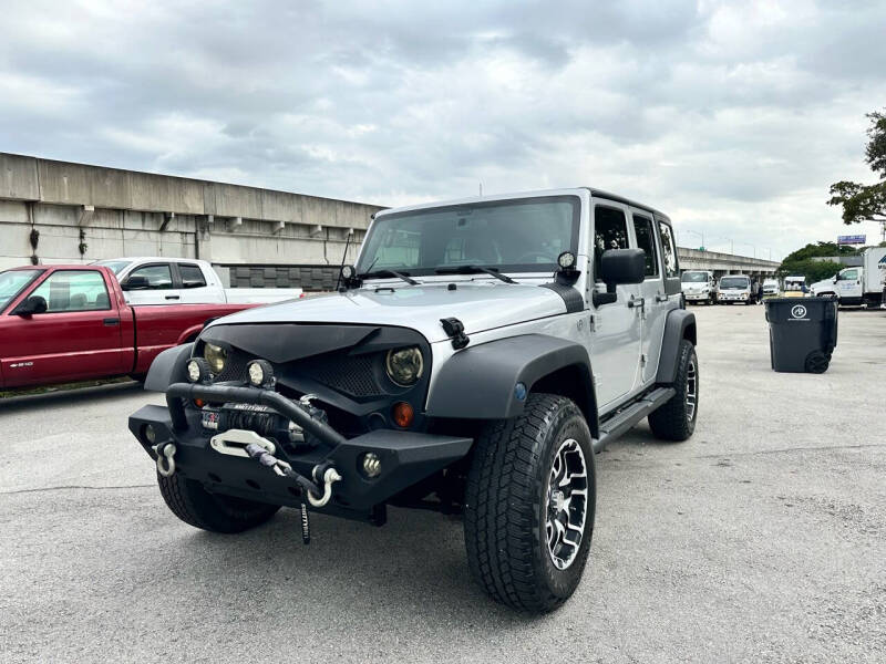 2011 Jeep Wrangler Unlimited Sport photo 2