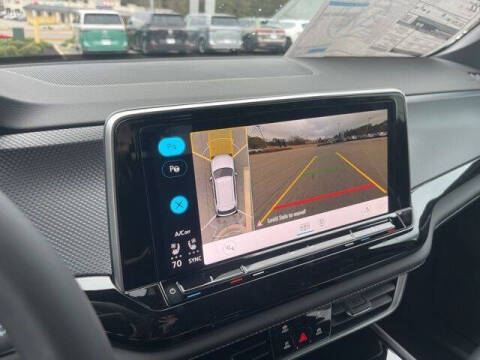 2026 Volkswagen Atlas Cross Sport SEL Premium R-Line 4Motion