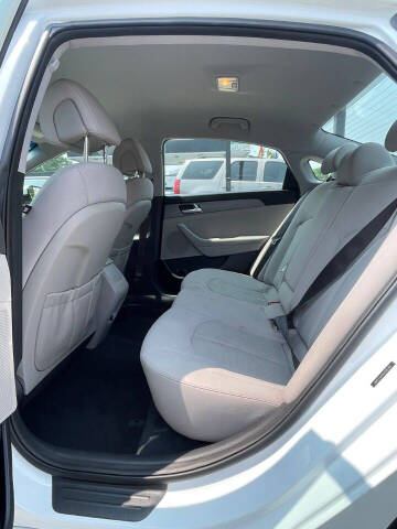 2016 Hyundai Sonata SE