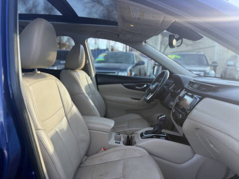 2017 Nissan Rogue SL