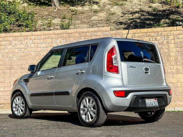 2012 Kia Soul +