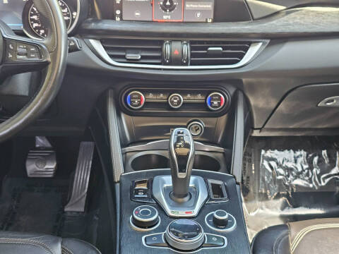 2021 Alfa Romeo Stelvio Sprint