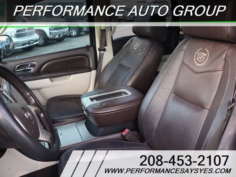 2013 Cadillac Escalade Platinum Edition