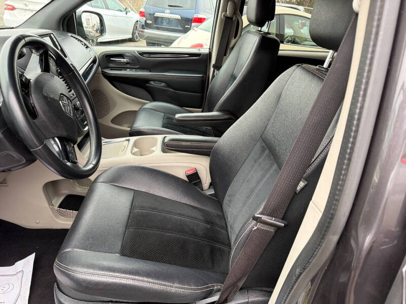 2017 Dodge Grand Caravan SXT