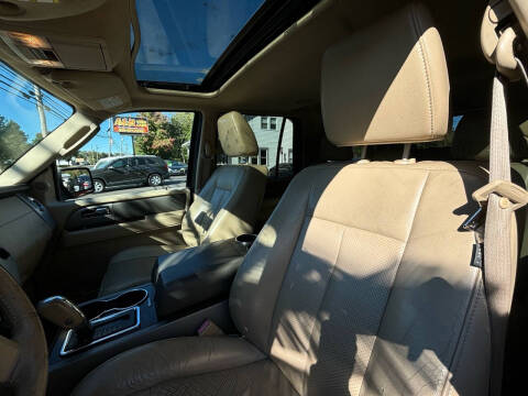 2011 Ford Expedition XLT