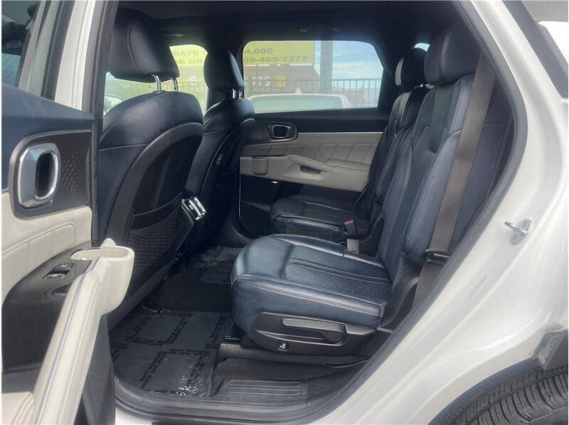 2022 Kia Sorento Plug-In Hybrid SX Prestige