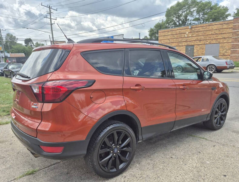 2019 Ford Escape SE