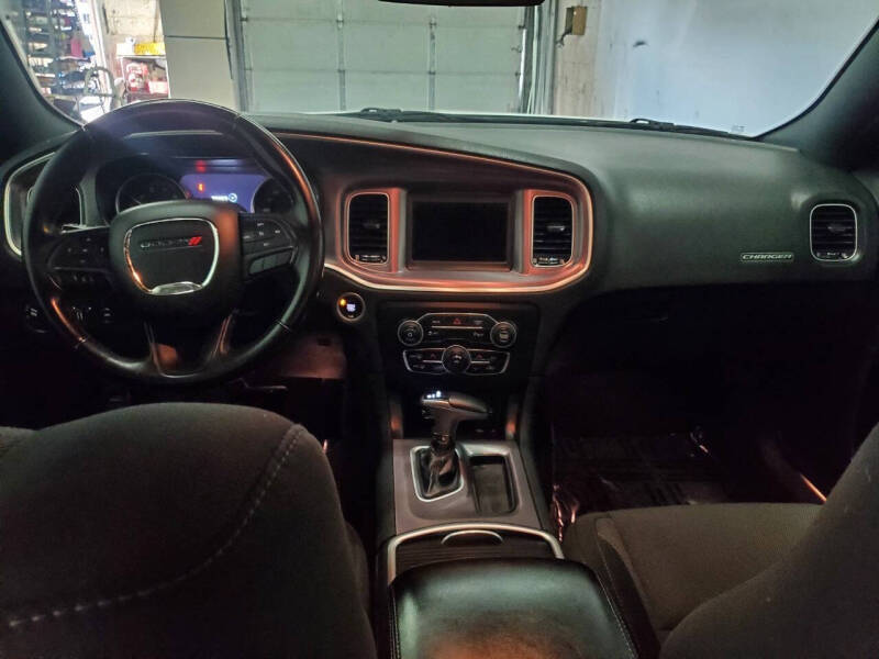 2019 Dodge Charger SXT