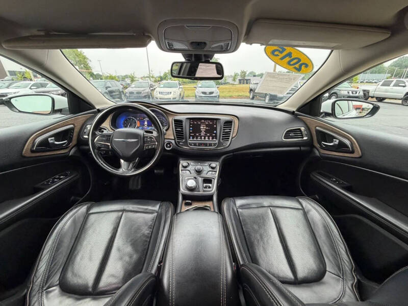 2015 Chrysler 200 C