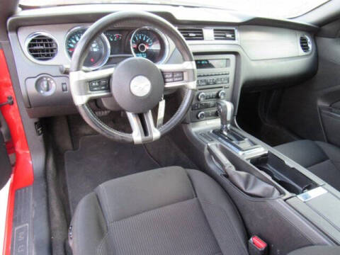 2014 Ford Mustang V6