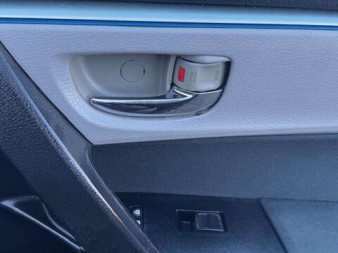 2015 Toyota Corolla LE