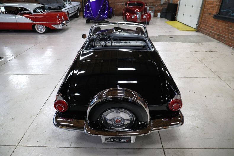 1956 Ford Thunderbird