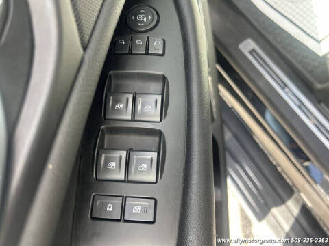 2017 Cadillac Escalade Premium Luxury