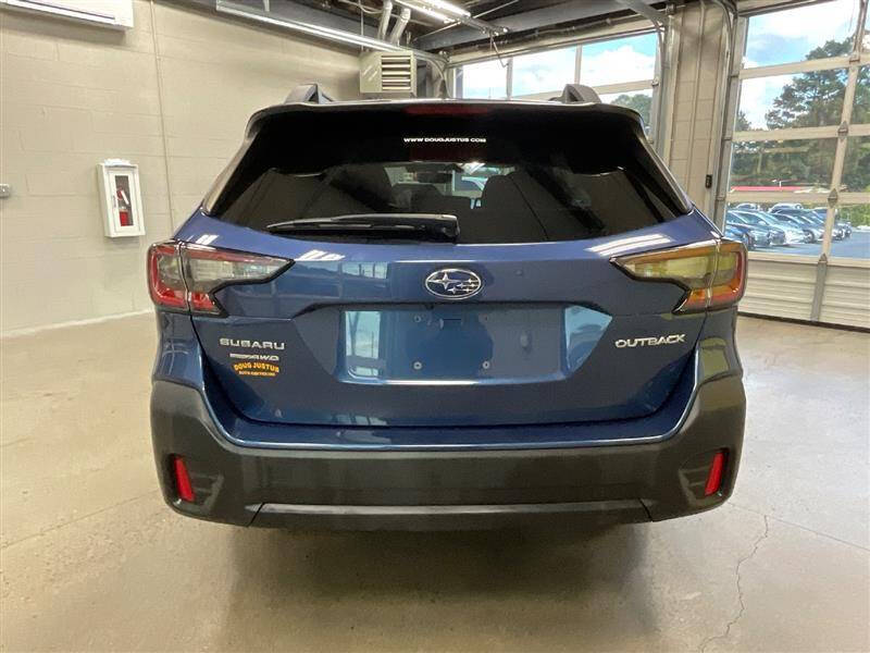 2022 Subaru Outback Premium