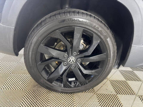 2022 Volkswagen Taos SE