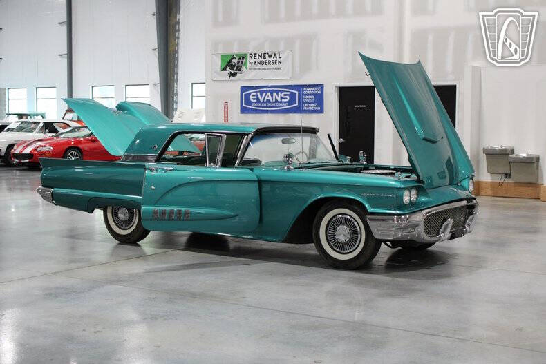1958 Ford Thunderbird