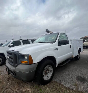 2005 Ford F-250 Super Duty for sale at MILLENIUM MOTOR SALES, INC. in Rosenberg TX