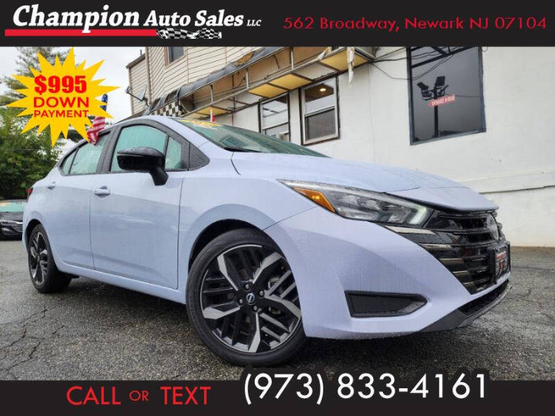 2024 Nissan Versa SR