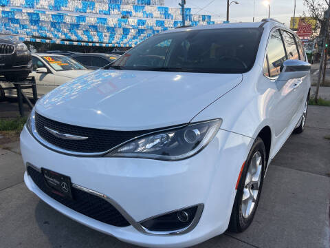 2019 Chrysler Pacifica for sale at Nasa Auto Sales in Los Angeles CA