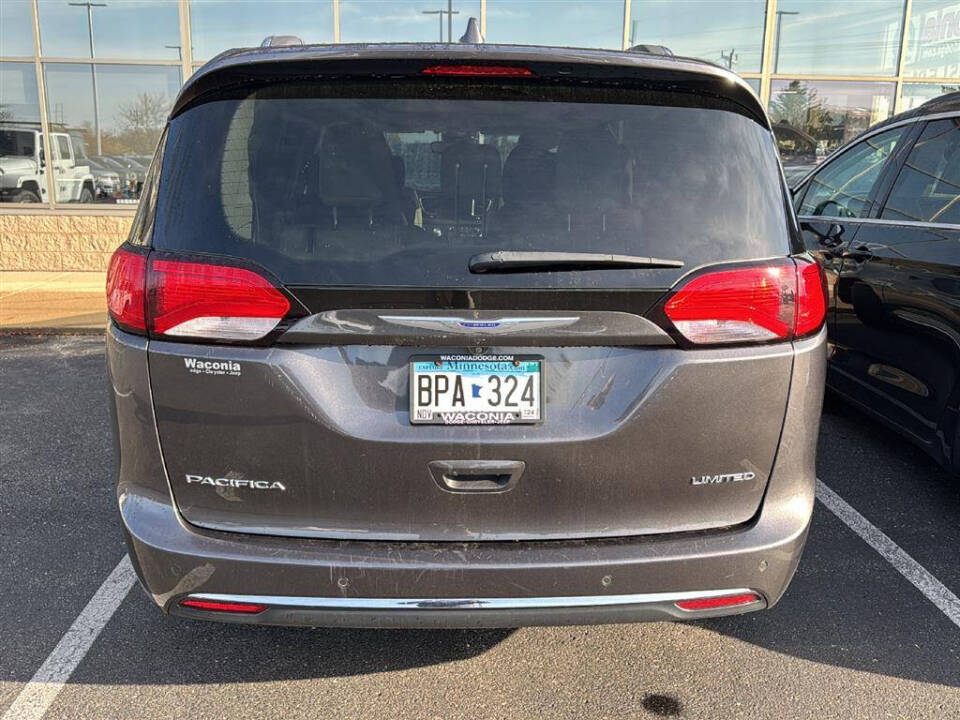 2019 Chrysler Pacifica for sale at Victoria Auto Sales in Victoria, MN