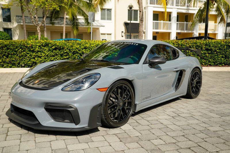 2024 Porsche 718 Cayman GT4 RS