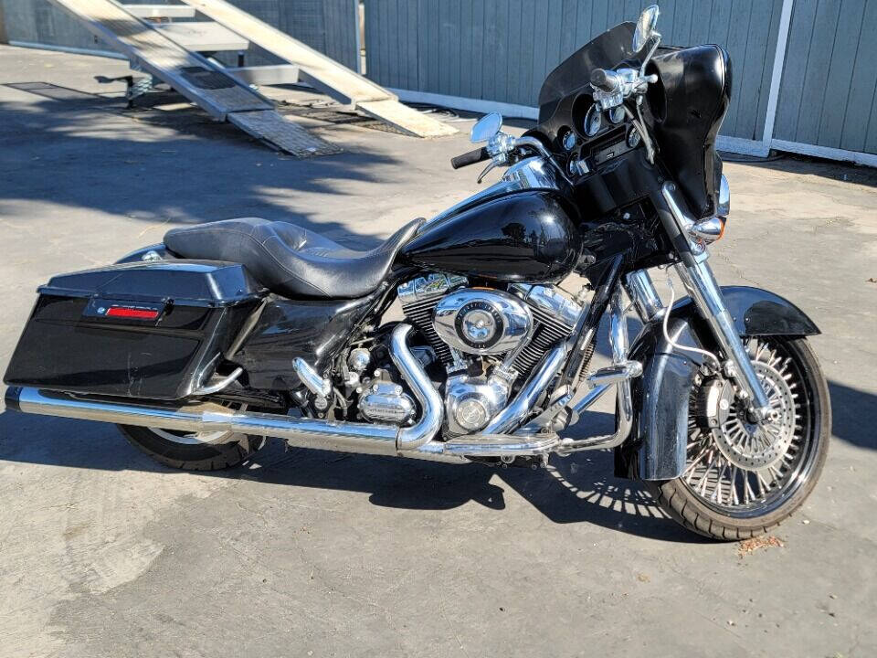 2009 Harley-Davidson Street Glide for sale at Victory Motors Inc in Modesto, CA